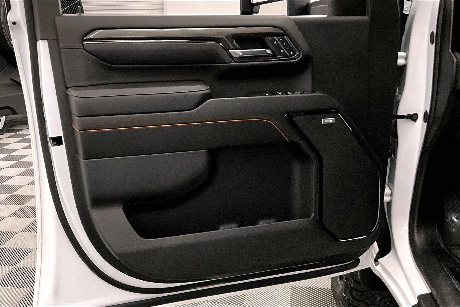 Pre-Owned 2024 GMC Sierra 2500HD AT4 4D Crew Cab in Herculaneum